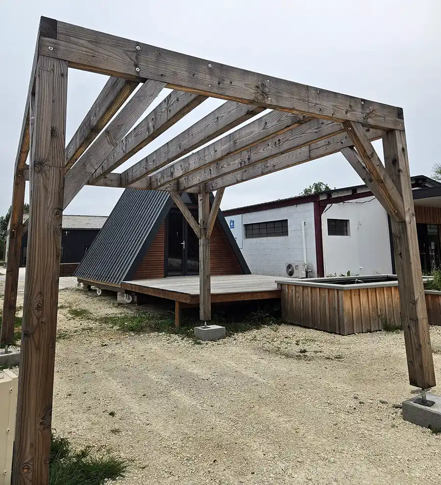 Construction pergolas bois à Libourne